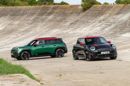 Πρεμιέρα για τα ηλεκτρικά MINI JCW και Aceman JCW στο Παρίσι